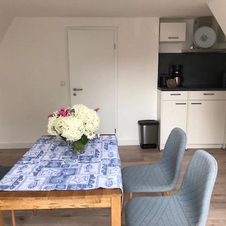 Die Graefin Auf Ruegen - Ferienappartements Parchtitz Exteriér fotografie