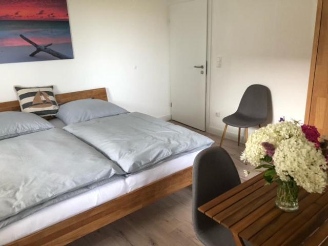 Die Graefin Auf Ruegen - Ferienappartements Parchtitz Exteriér fotografie