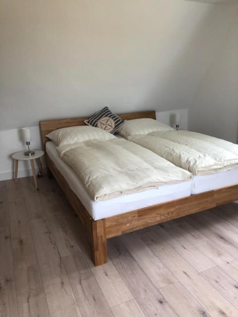 Die Graefin Auf Ruegen - Ferienappartements Parchtitz Exteriér fotografie